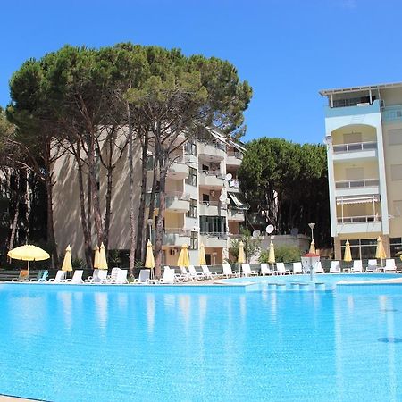 Golem Apartments Екстериор снимка